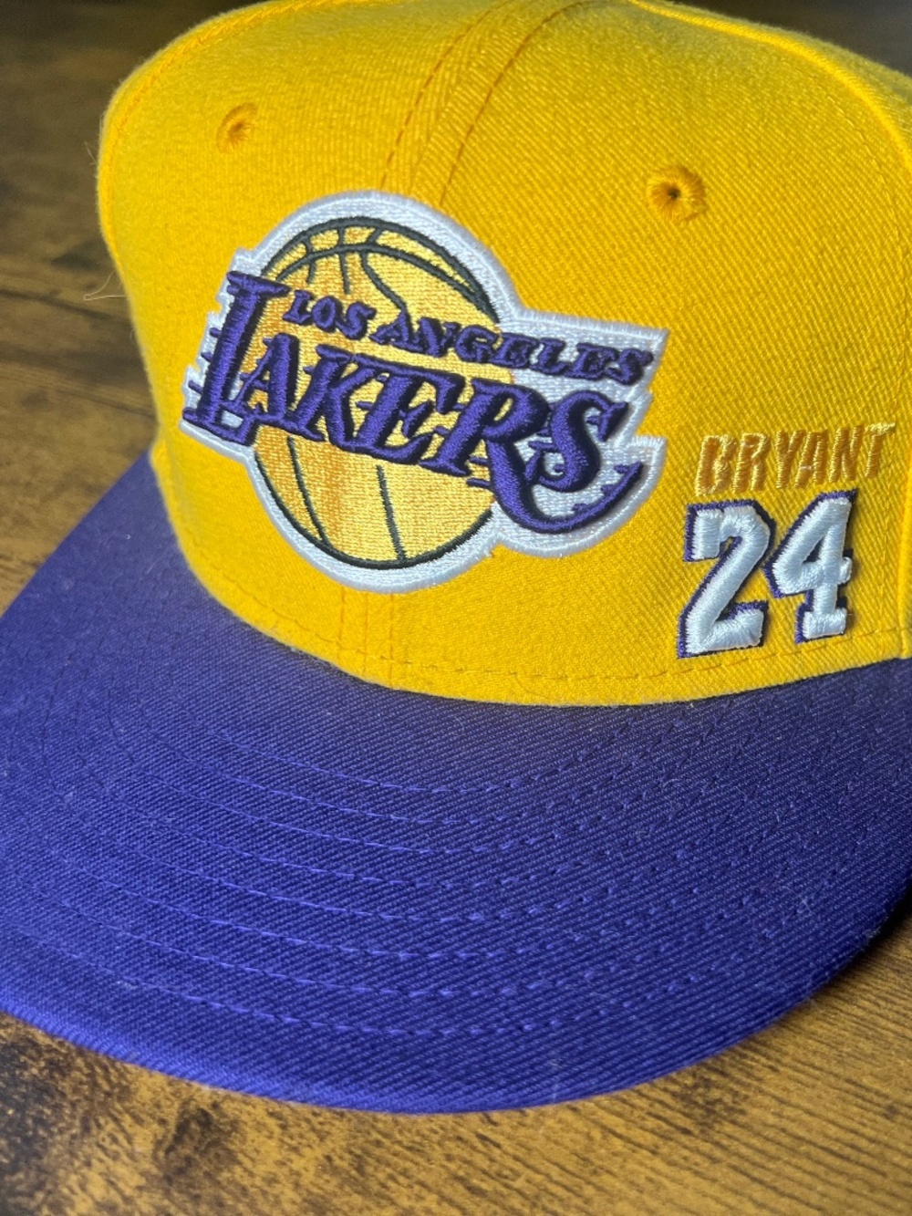 RARE Kobe Bryant #24 Los Angeles Lakers New Era 59FIFTY Fitted Hat 7 1/2 Yellow